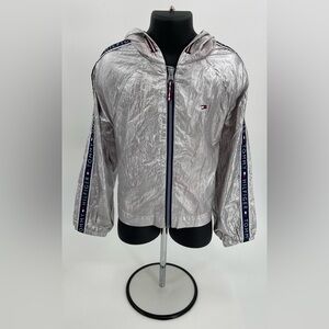 Tommy‎ Hilfiger Hooded Metallic Silver Windbreaker Jacket Girl’s Small (7) NWOT